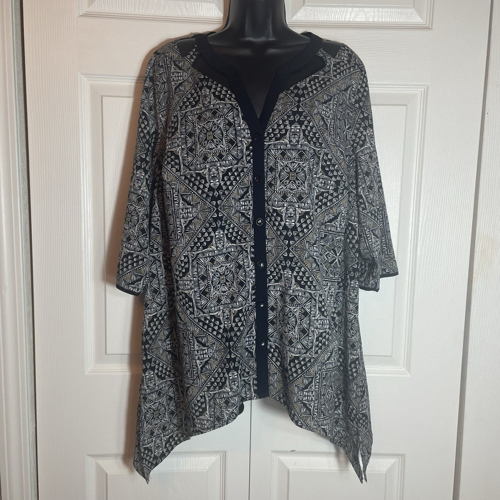 Catherines Shirt Women 0X 14/16 Black White Geometric Button Up Cutouts Tunic